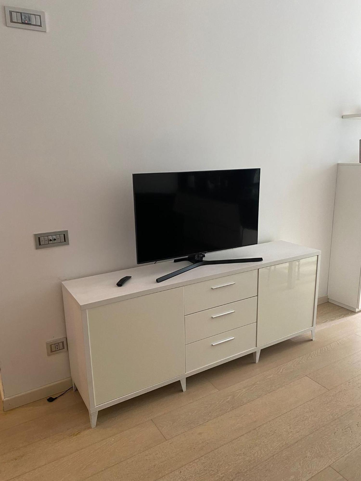 Lovely Apartment In The New Porta Nuova Area Milão Exterior foto